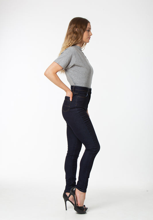 Women's Curve Love Ultra High Rise 90s Straight Jean | Women's Clearance |  Abercrombie.com